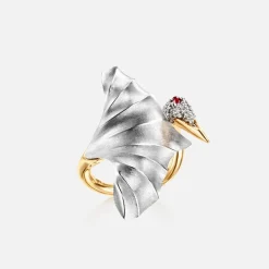 Ole Lynggaard Ringe | Cranes ring medium