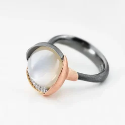 Ole Lynggaard Ringe | Lotus ring 3