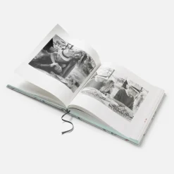 Ole Lynggaard Accessoires | My Family book