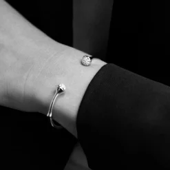 Ole Lynggaard Armbänder | Nature armreif pavé